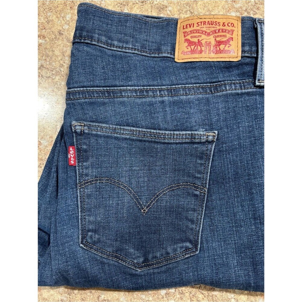 Levi's Dark Indigo Jeans with Red Tab